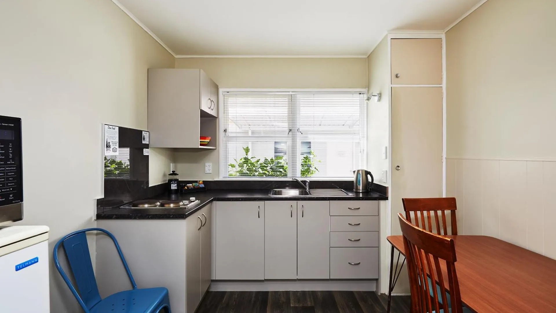 Harbour View Motel And Waterfront Apartments Tauranga