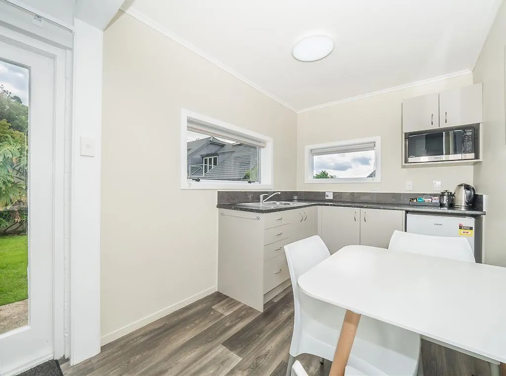 Harbour View Motel And Waterfront Apartments Tauranga 4*,