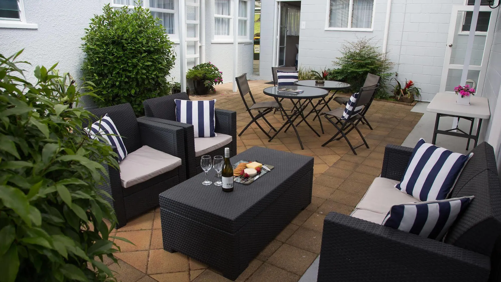 Harbour View Motel And Waterfront Apartments Tauranga New Zealand